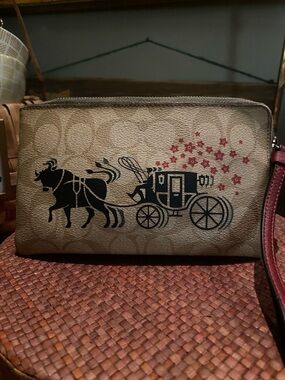 Coach Signature Canvas Large Corner Zip Wristlet